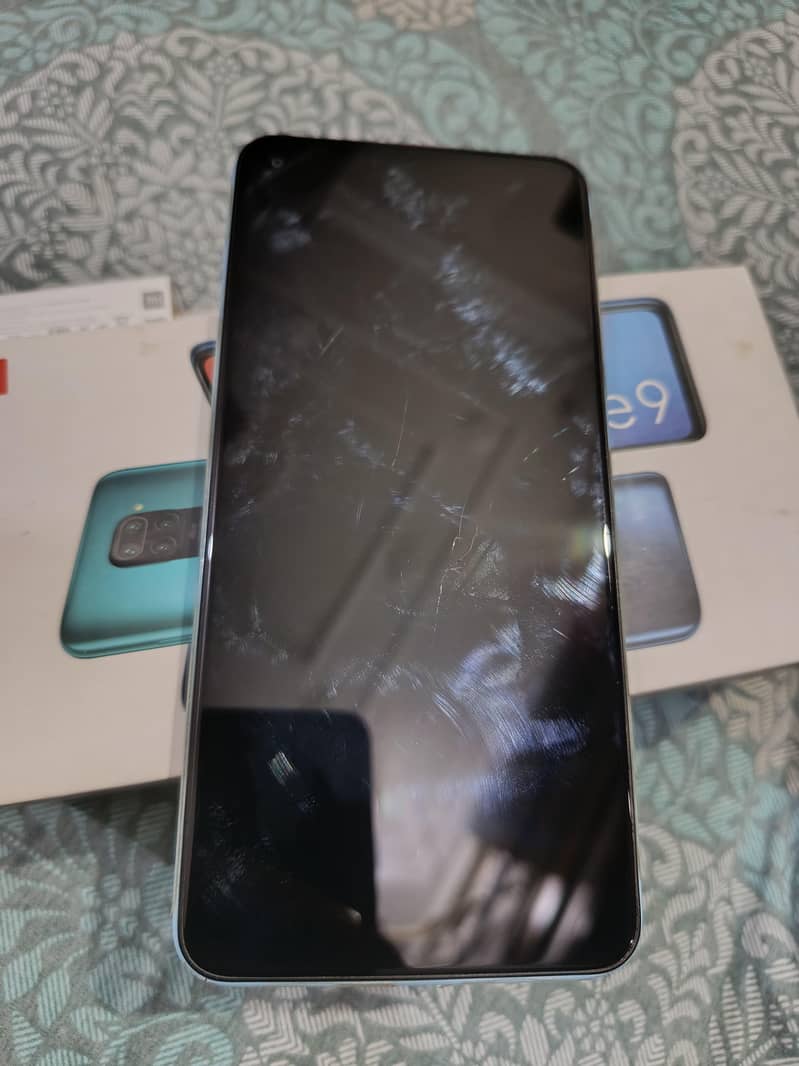 Xiaomi Redmi Note 9 5