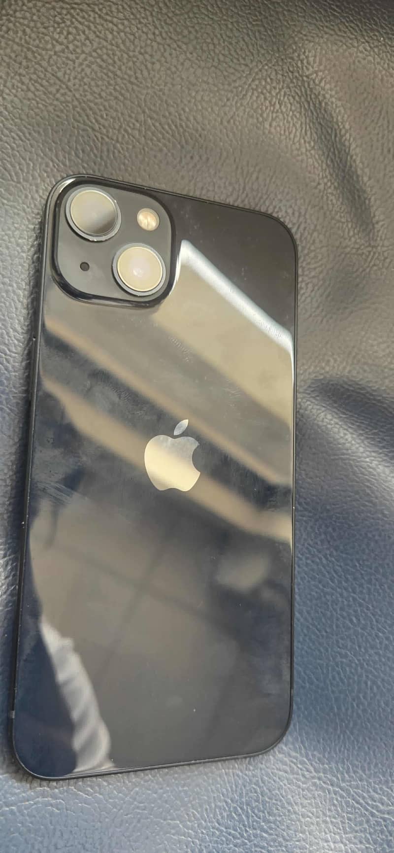 Apple iPhone 13 2