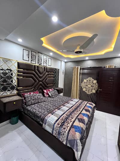 One bedroom apartment daily basis rent in bahria town Lahore