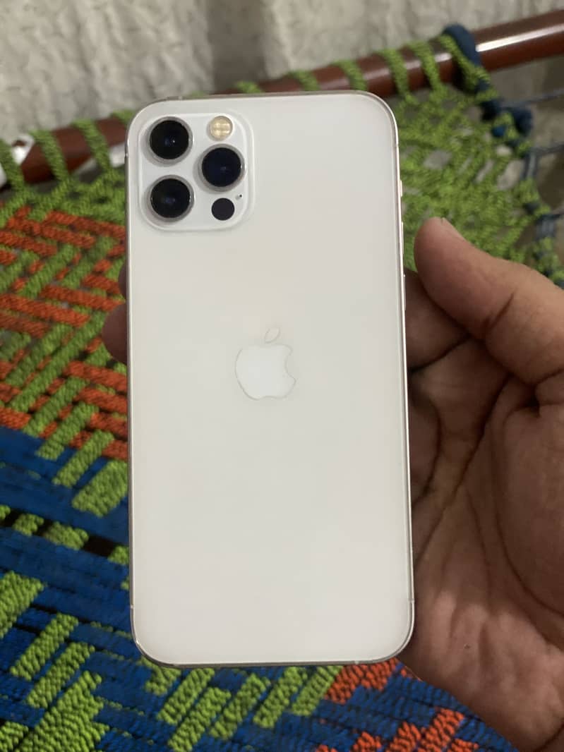 Apple iPhone 12 Pro 0