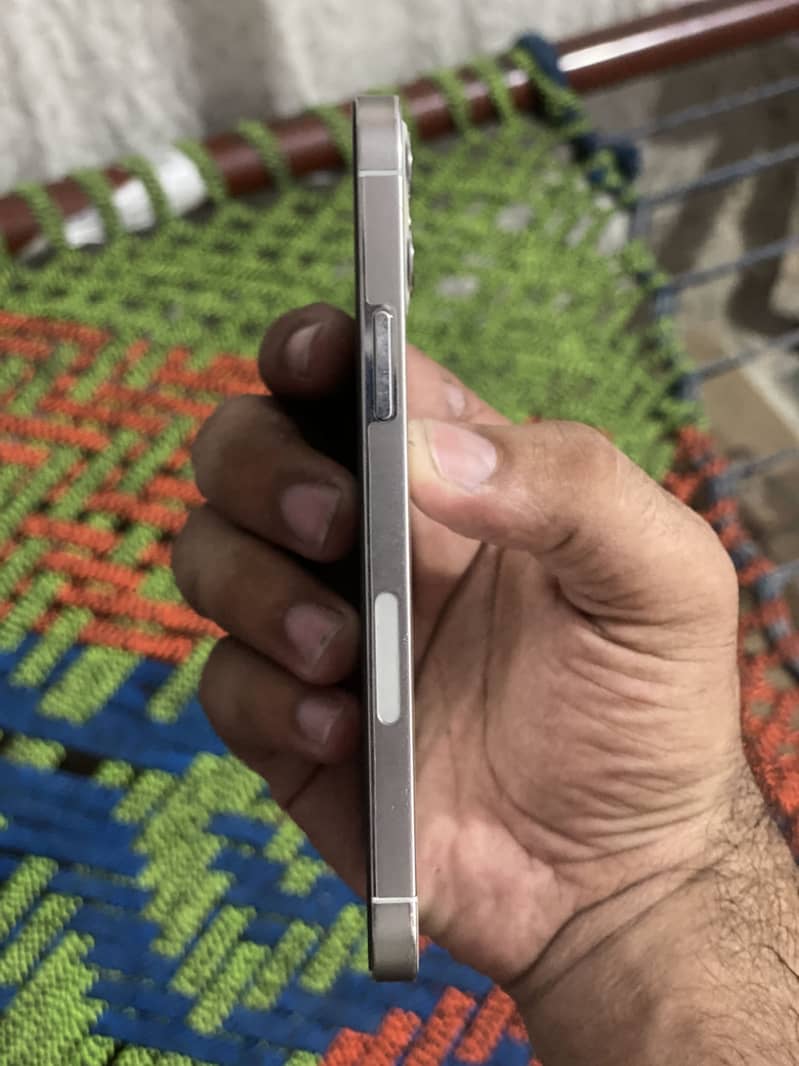 Apple iPhone 12 Pro 1