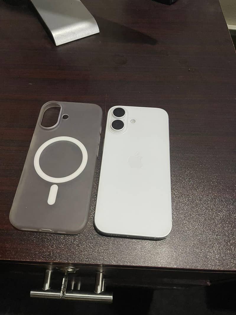 Apple iPhone 17 7