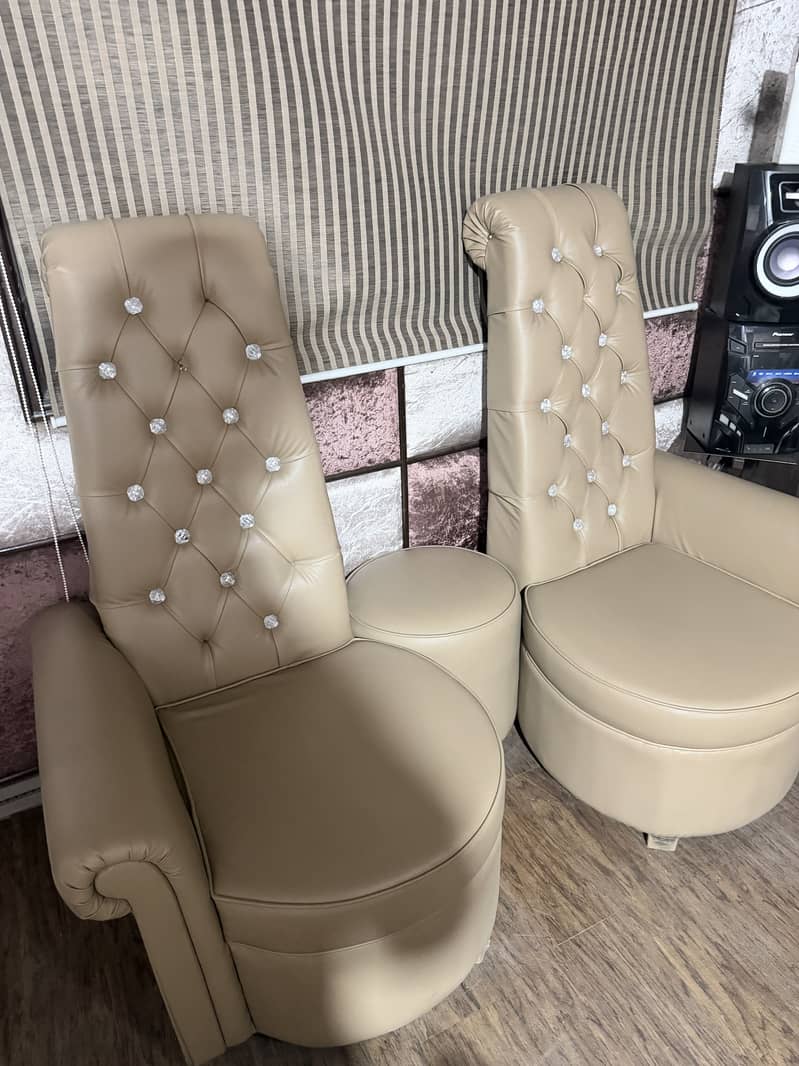 Long sofa 1