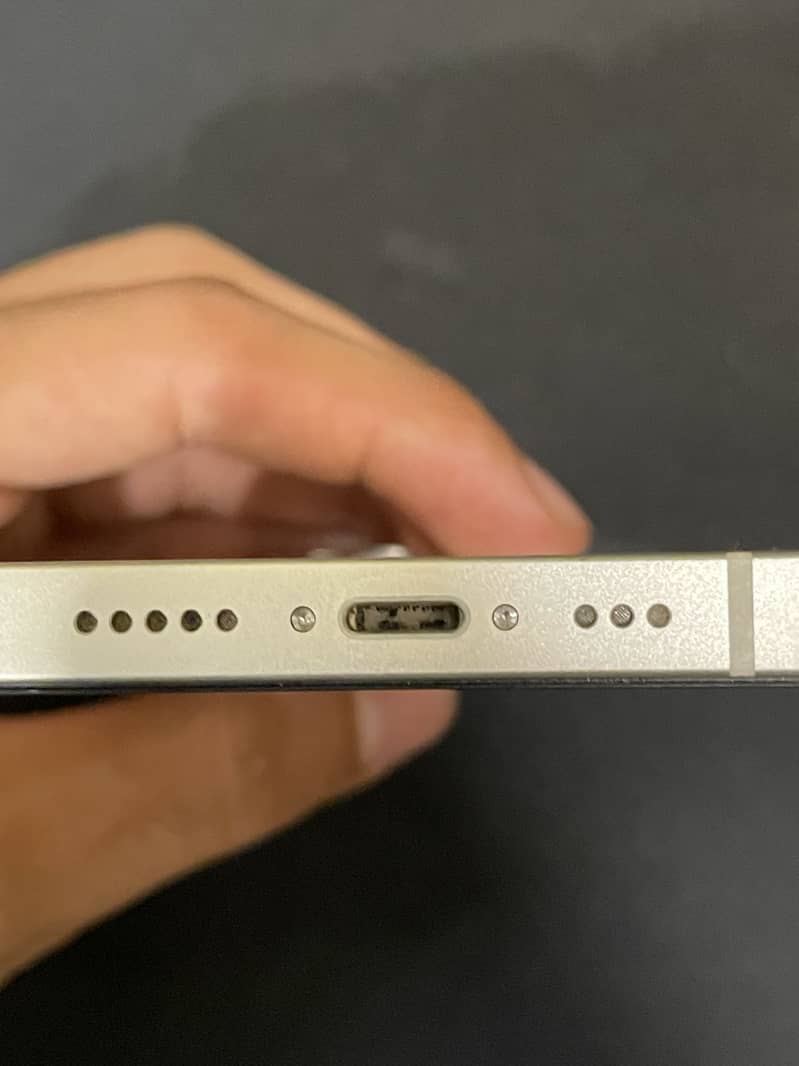 Apple iPhone 14 2