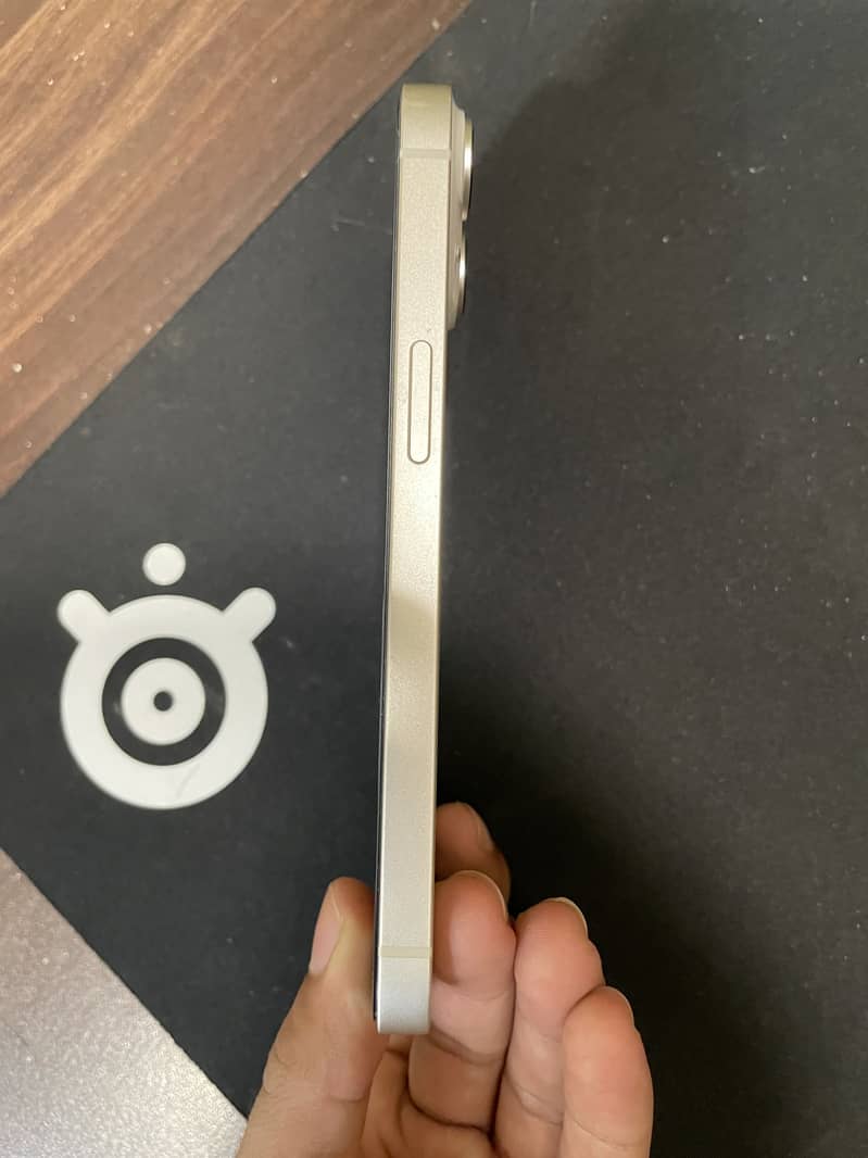 Apple iPhone 14 5