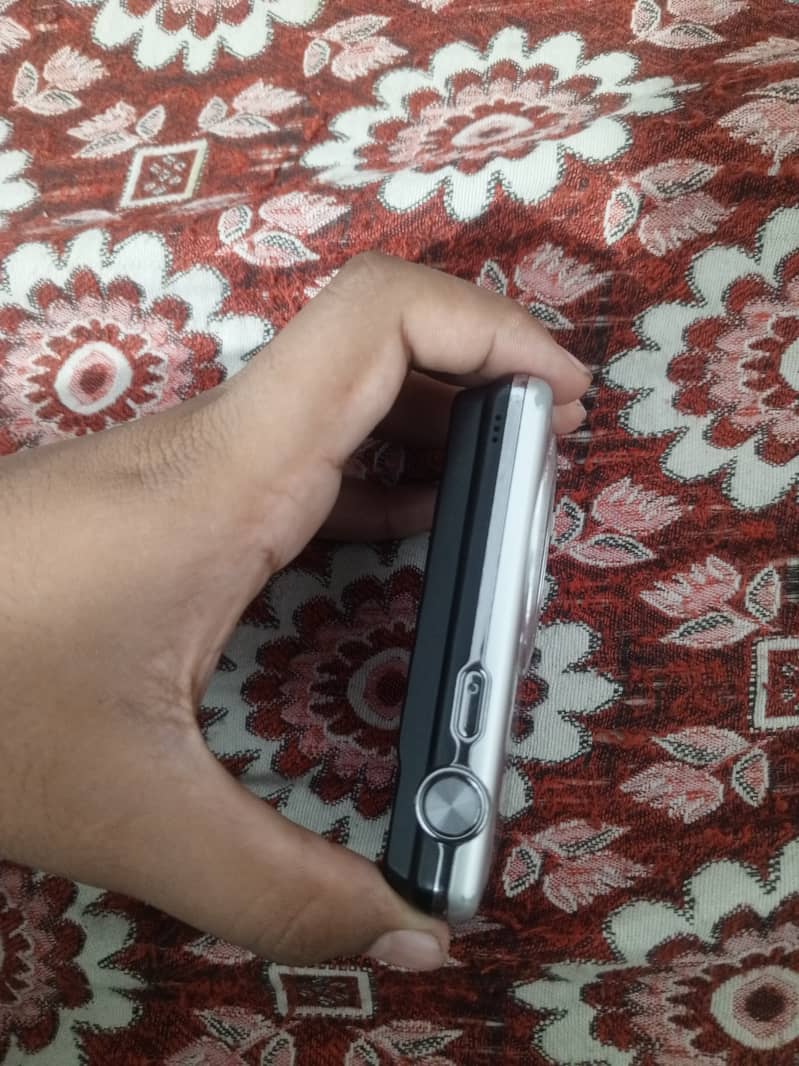 SONY PIXEL 4