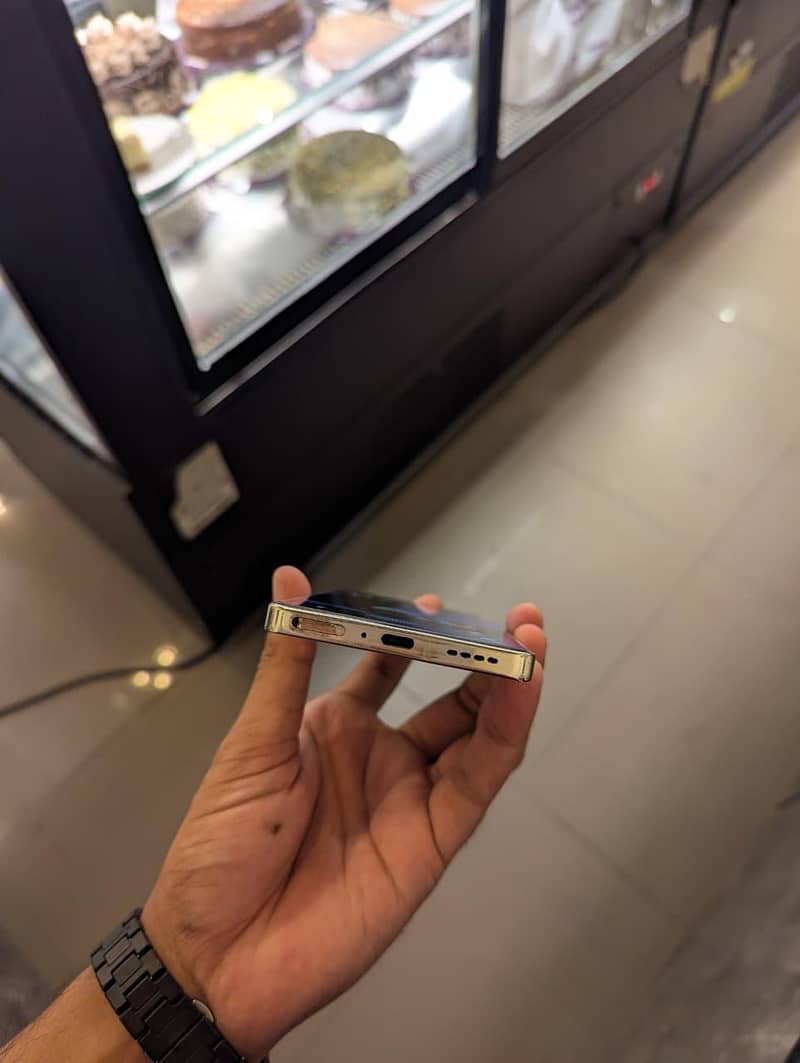 Infinix Note 40 5