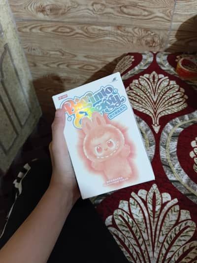 gray labubu secret editioin