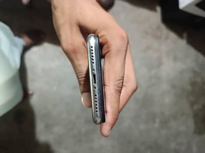 Hassan iPhone x