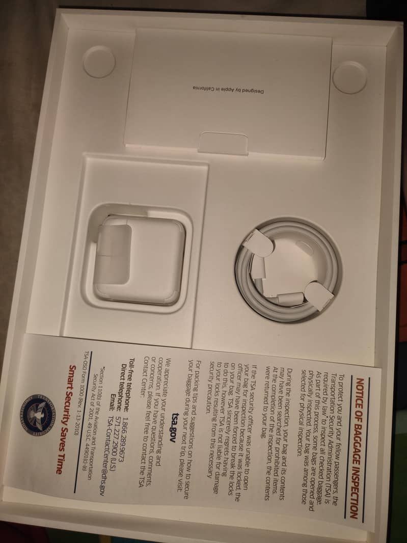 MacBook 1