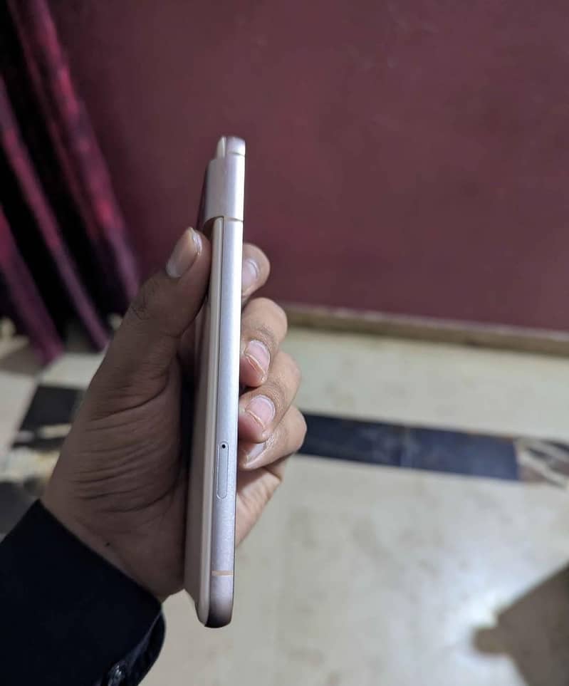 Google Pixel 8 1