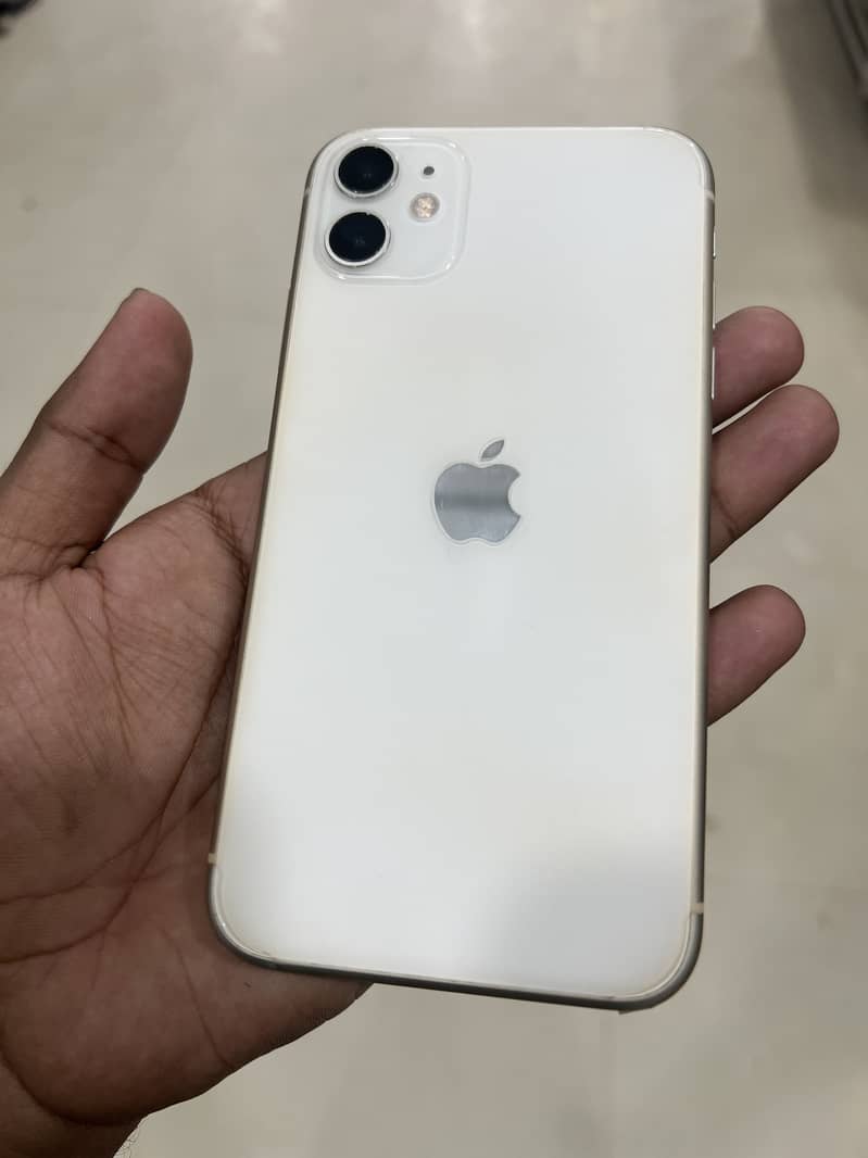 Apple iPhone 11 0