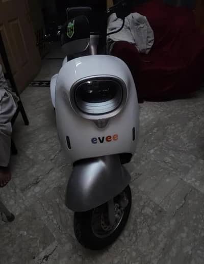 Evee Nisa 3-Wheel Electric Scooty for Sale 03361115310