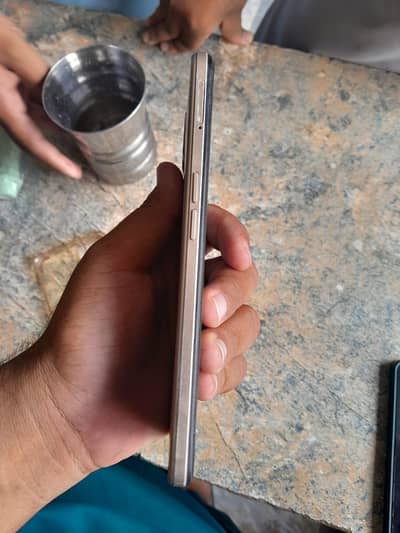 OPPO f17