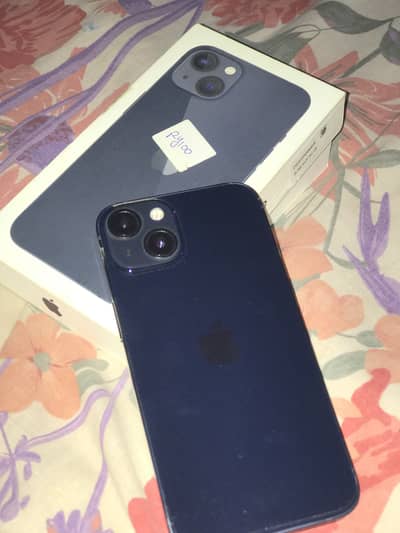 Apple iPhone 13