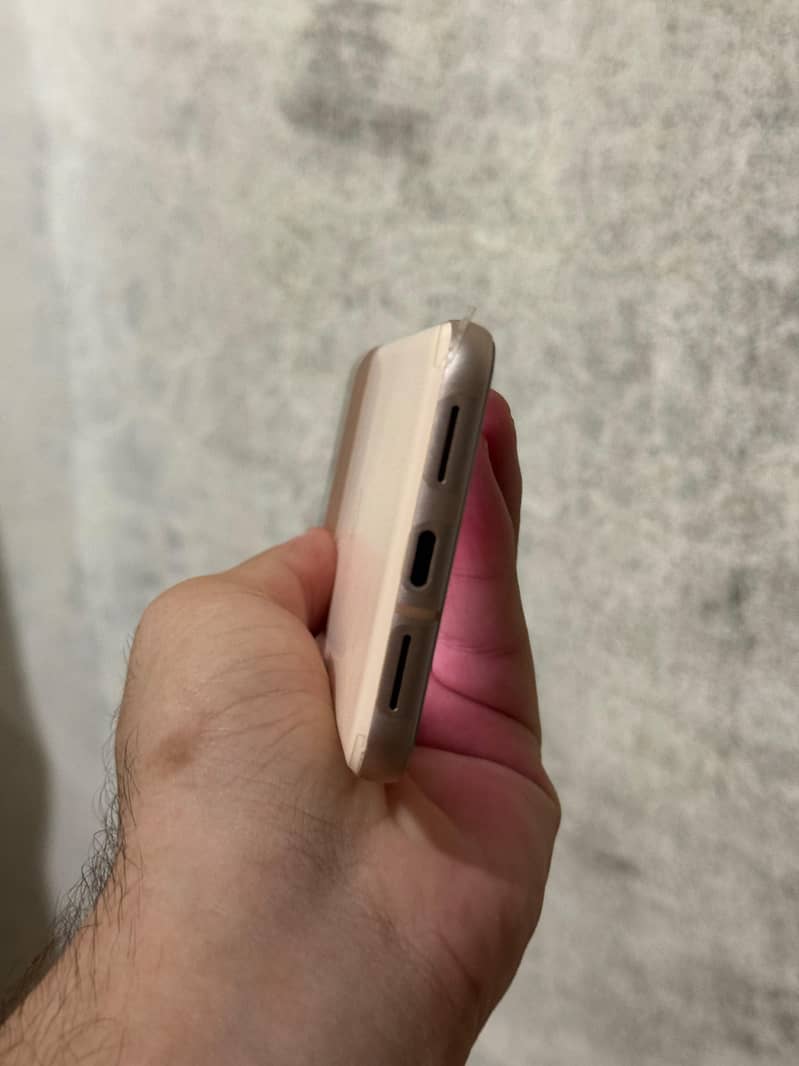 Google Pixel 8 5