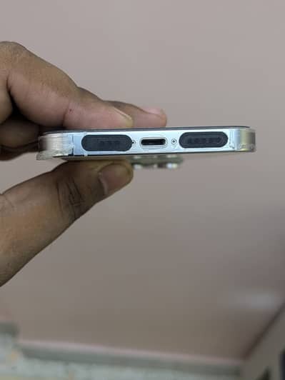 Apple iPhone 13 Pro