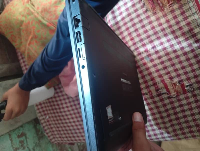nice laptop 0