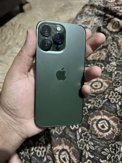 Apple iPhone 13 Pro Factory unlock 3 month sim time