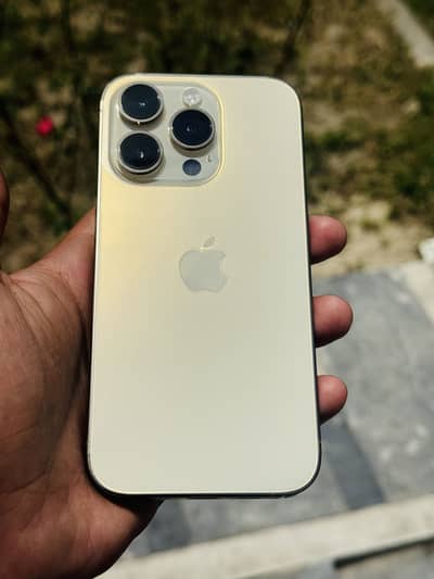 iPhone 14 Pro jv