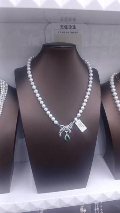 real sea white Pearls