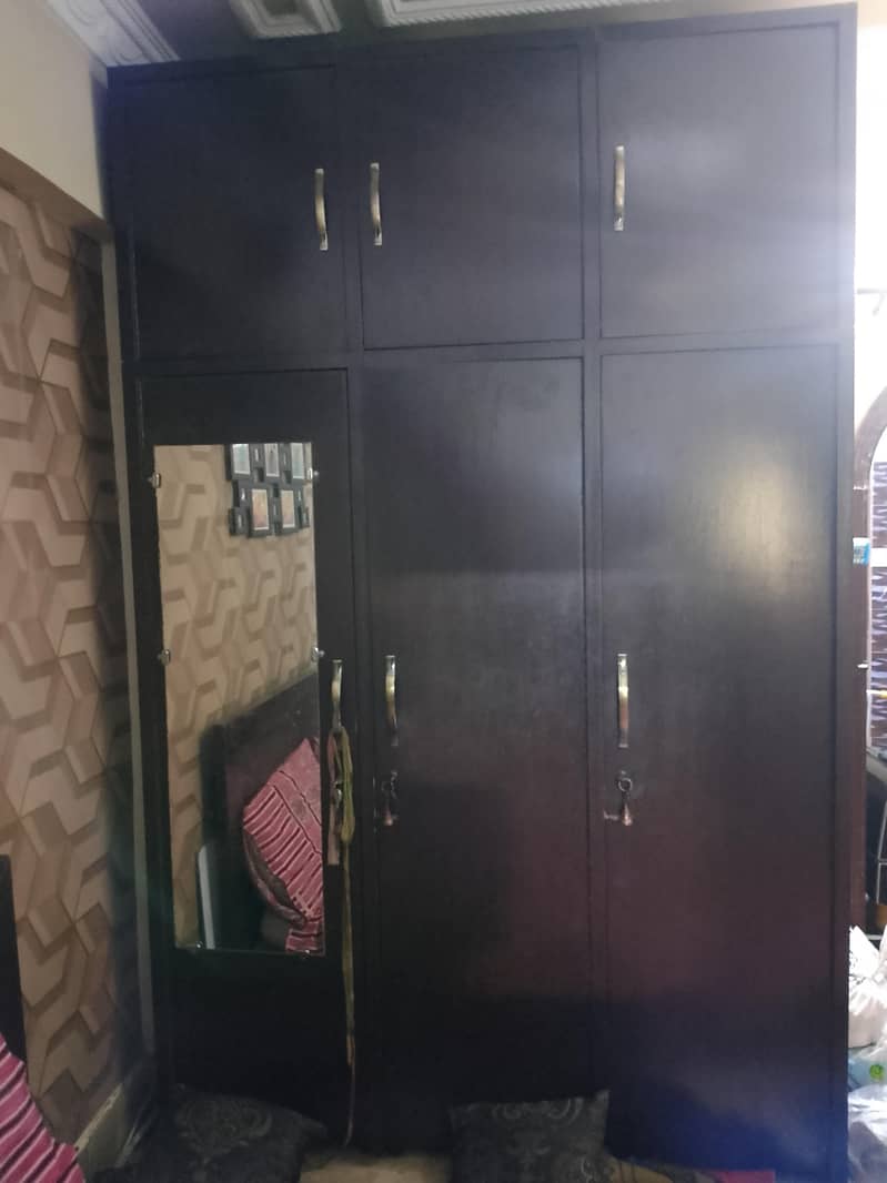 bed + cupboard + dressing + side table 3