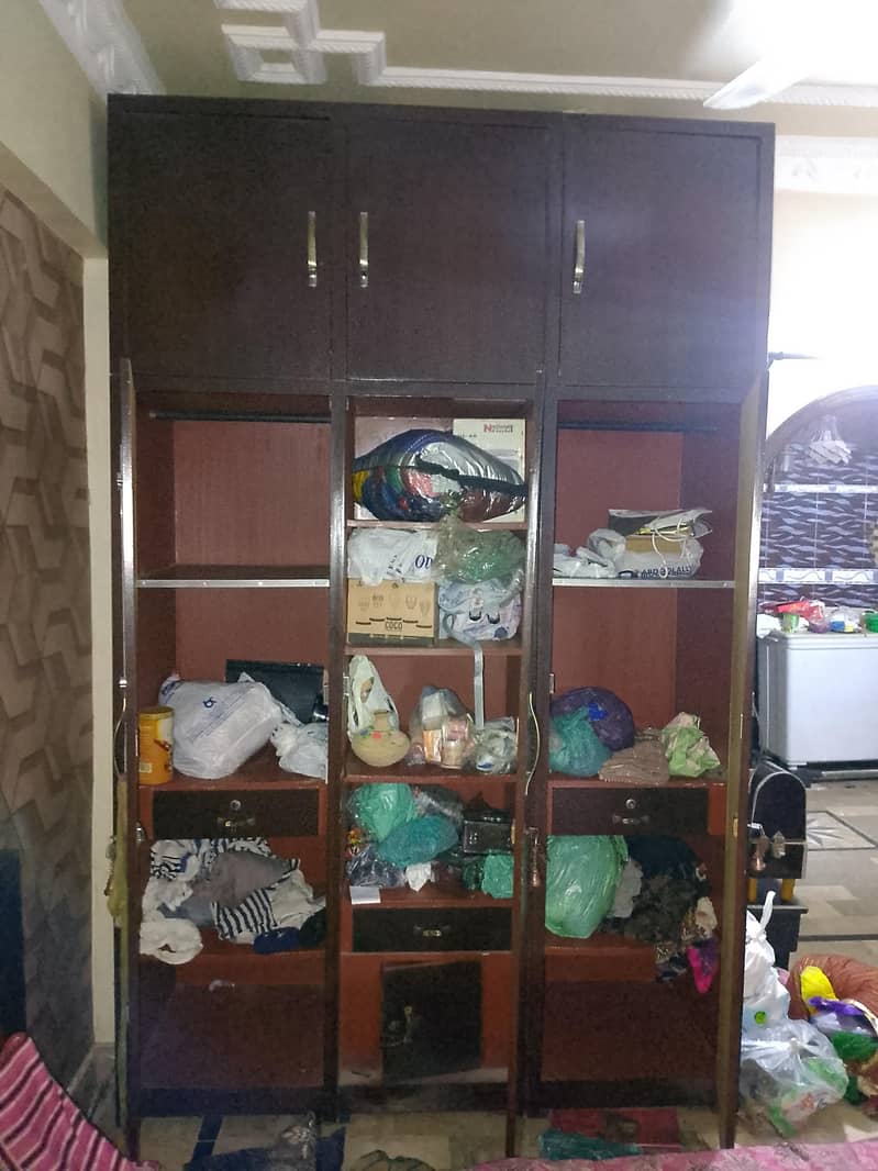 bed + cupboard + dressing + side table 4