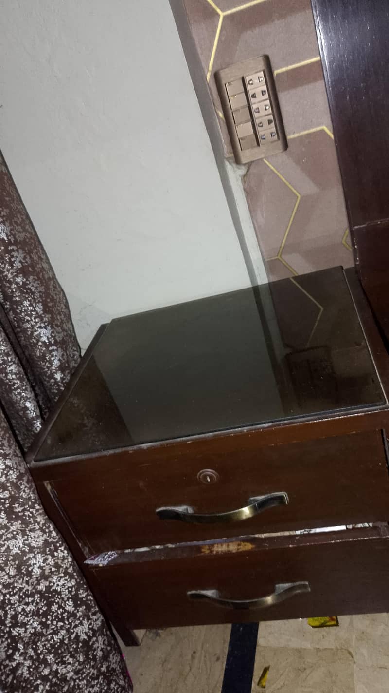 bed + cupboard + dressing + side table 7