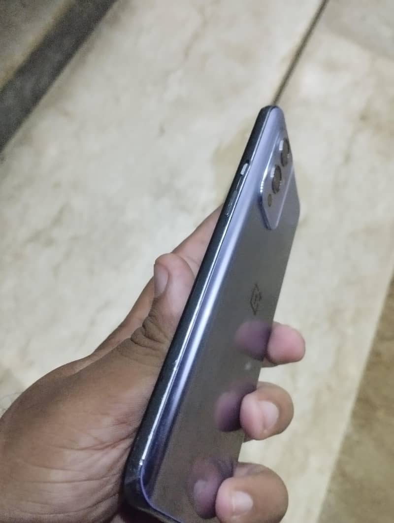 One Plus 9 6