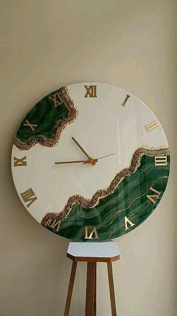 Customized handmade clocks 3