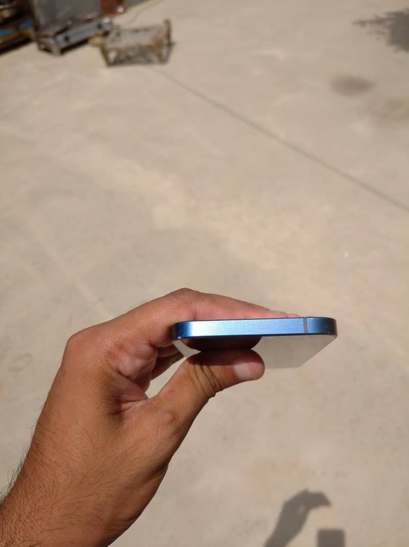 Apple iPhone 12 5