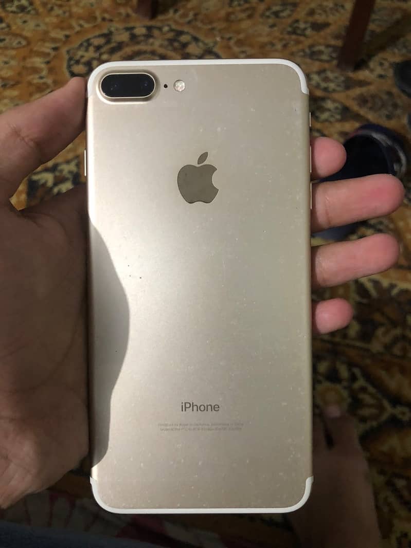 Apple iPhone 7 Plus 0