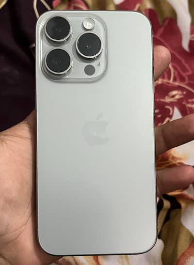 Apple iPhone 15 Pro