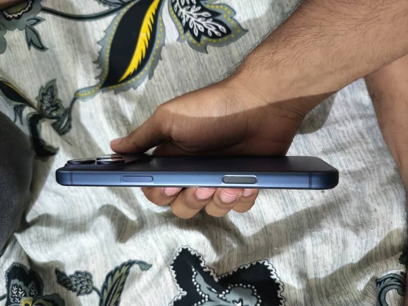 Apple iPhone 17 Pro Max 2