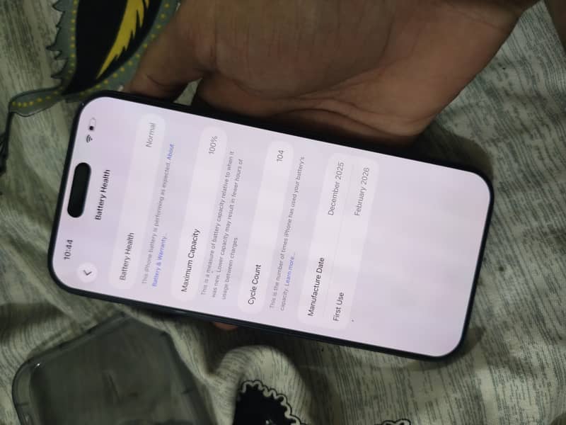 Apple iPhone 17 Pro Max 4