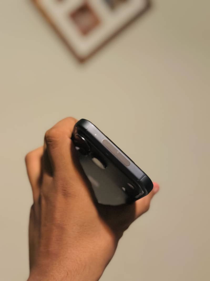 Apple iPhone 17 Pro Max 5