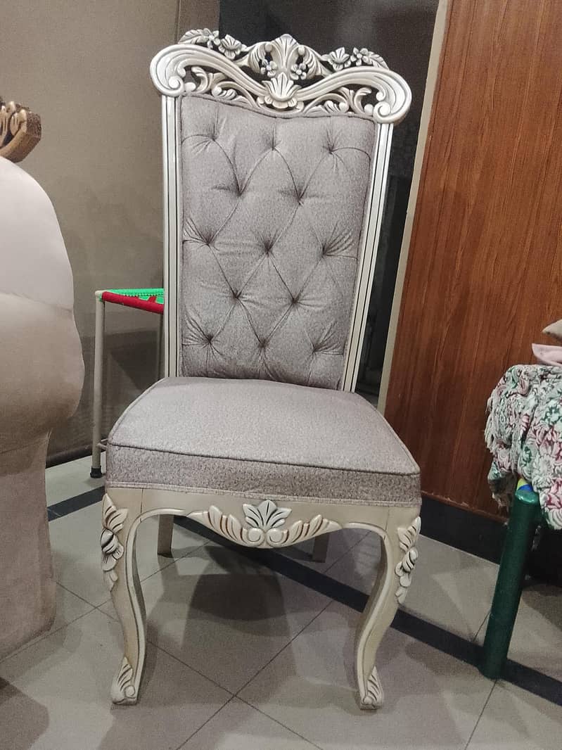 NEW DINING TABLE KING SIZE 5
