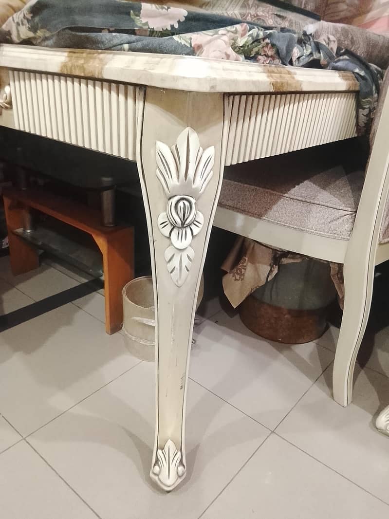 NEW DINING TABLE KING SIZE 7