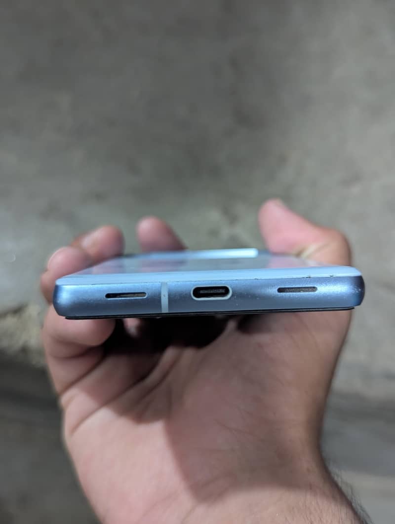 Google Pixel 7a 4