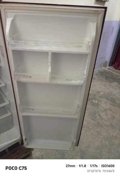 Mini fridge