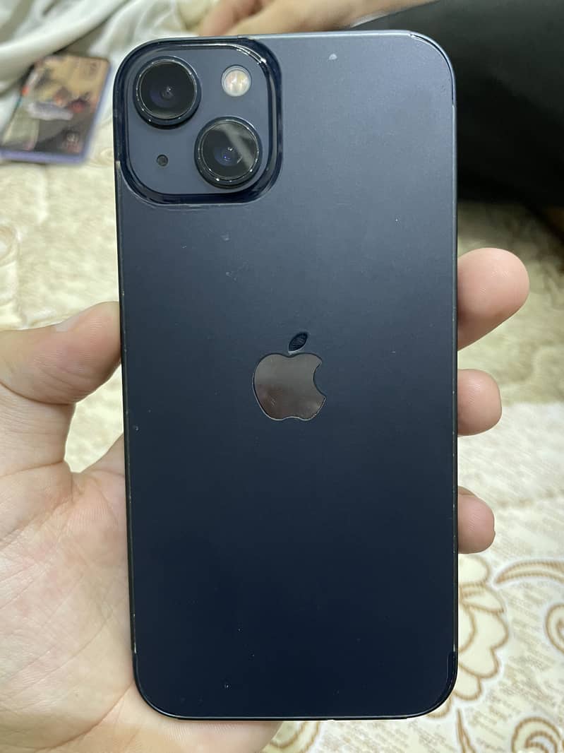 Apple iPhone 13 0