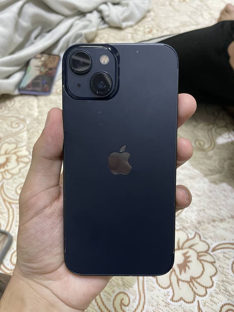 Apple iPhone 13 3