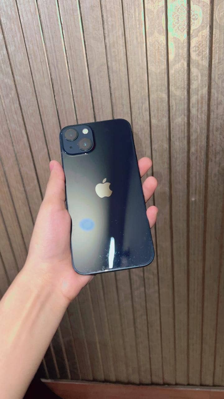 Apple iPhone 13 3