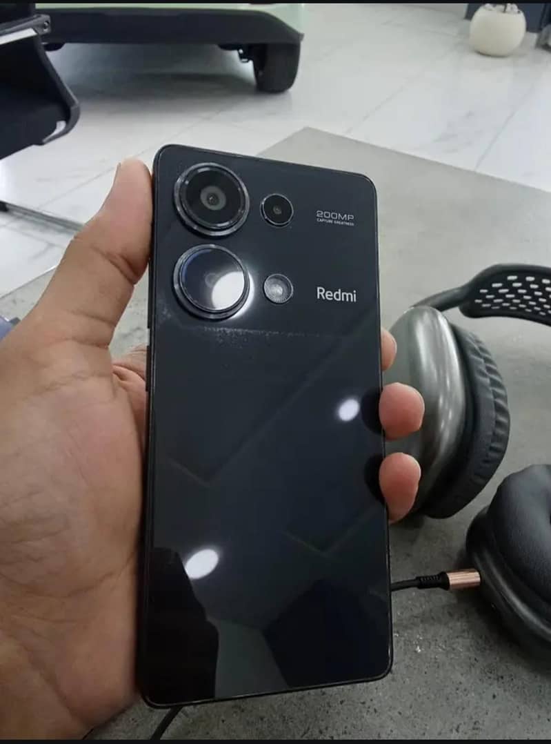 Xiaomi Redmi Note 13 Pro 3
