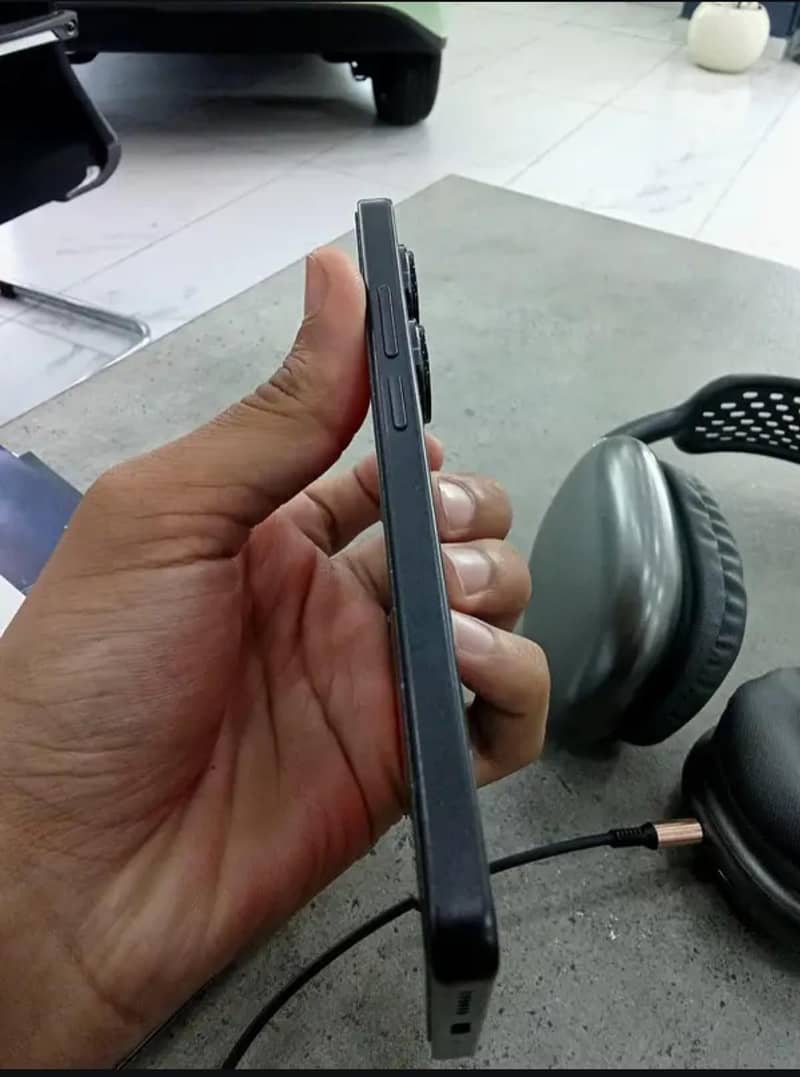 Xiaomi Redmi Note 13 Pro 4