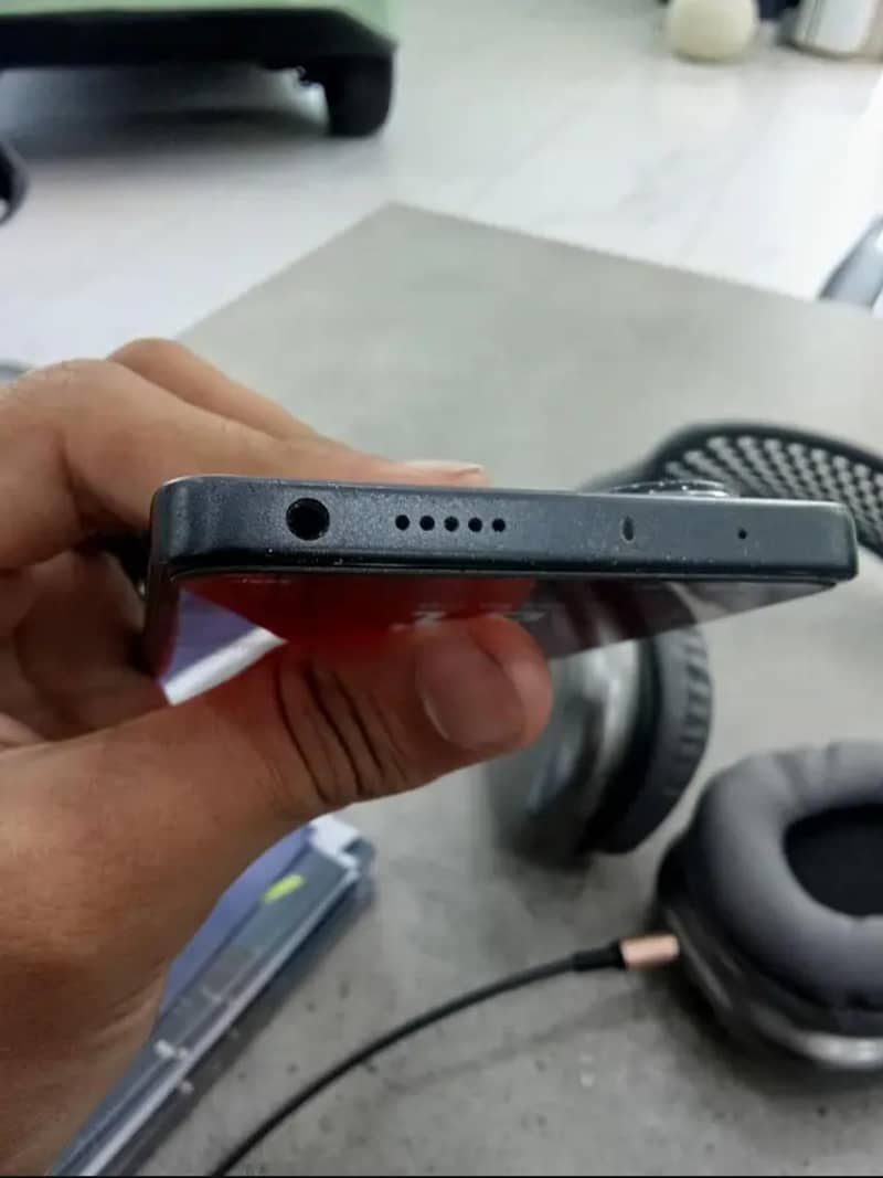 Xiaomi Redmi Note 13 Pro 5
