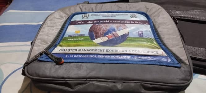 Laptop bag
