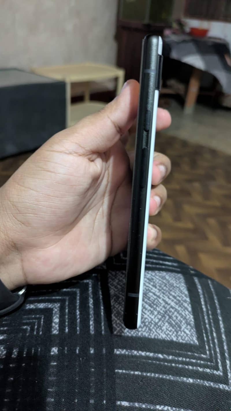 Google Pixel 6a 3