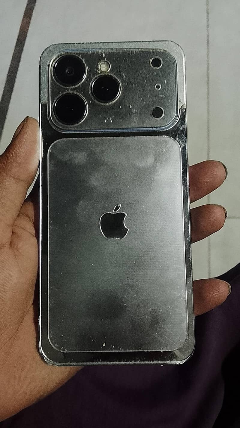 Tecno Spark40c 2