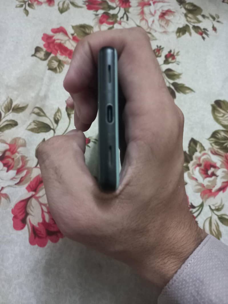 Google Pixel 6a 1